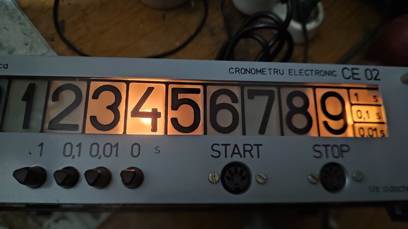 Cronometru electronic pentru uz didactic.